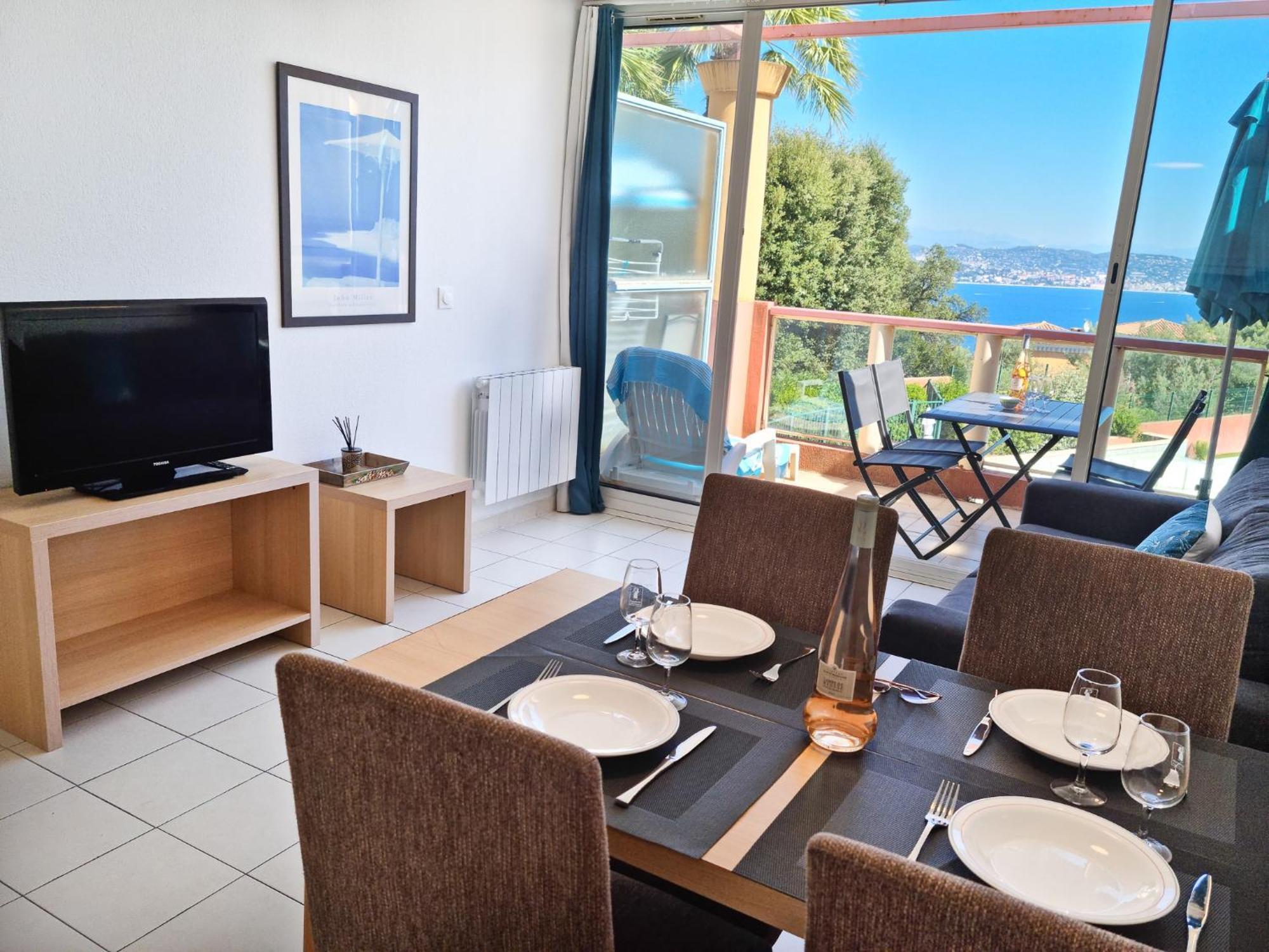 Magnifique Vue Mer Et Piscine - Les Cles De L Esterel Theoule-sur-Mer Exterior photo